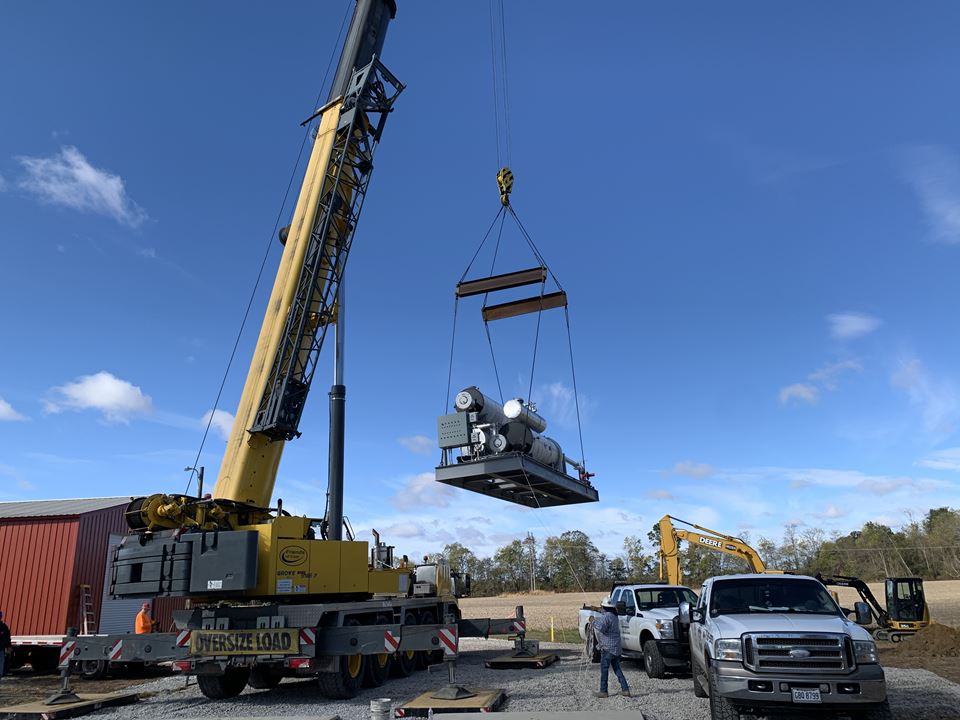 Energy Services HS ES Setting Equipment At MRU Site Homer Ohio